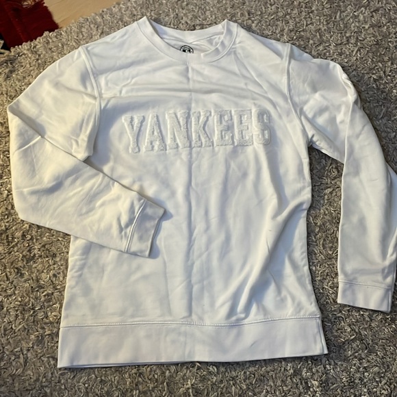 MLB Yankees crewneck - Picture 2 of 2